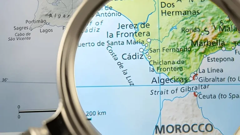 what are the languages spoken in morocco