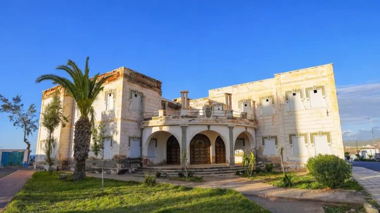 sightseeing sidi ifni